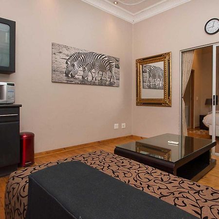 Saffron Guest House Johannesburg Exterior photo