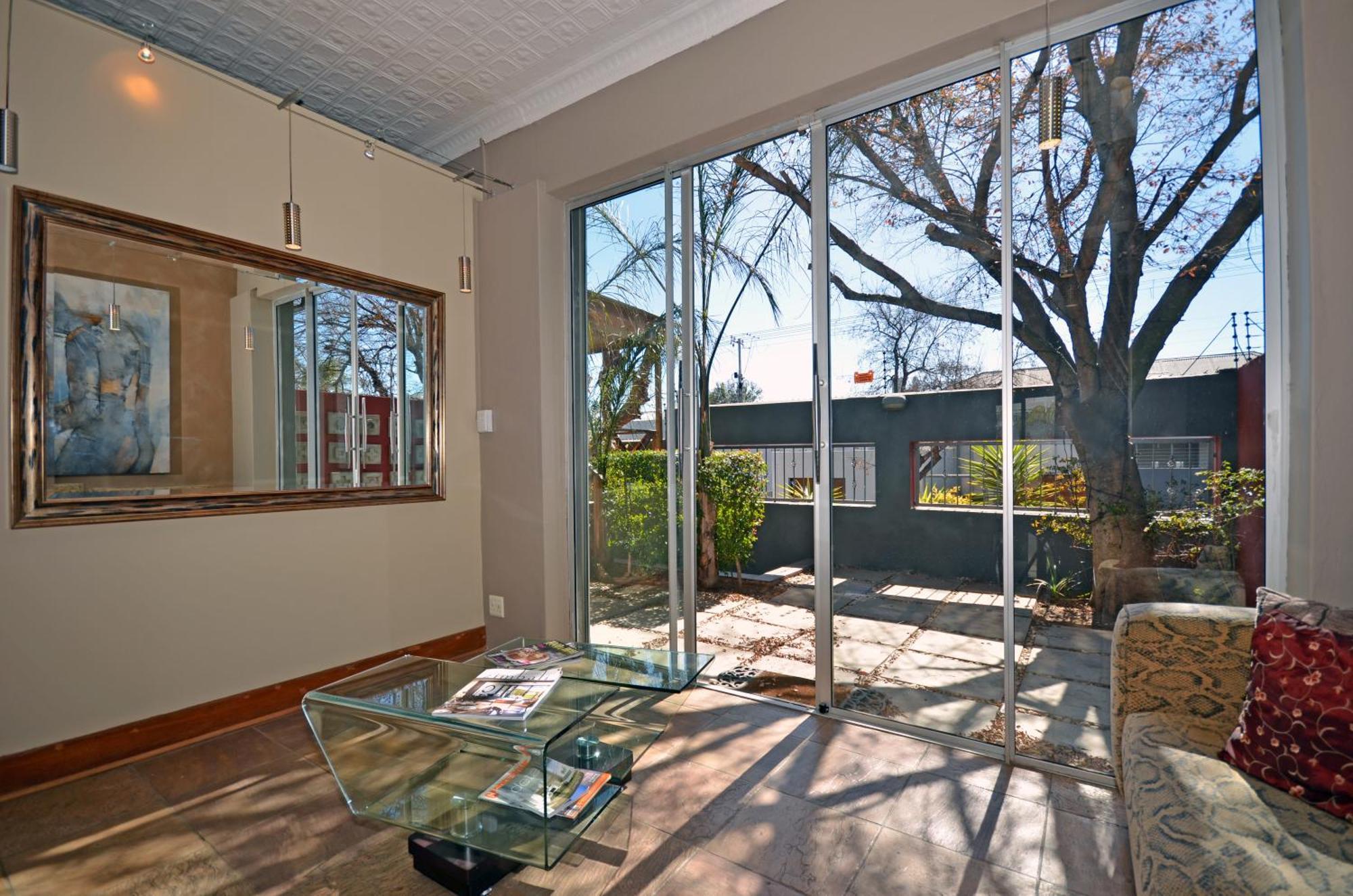 Saffron Guest House Johannesburg Room photo
